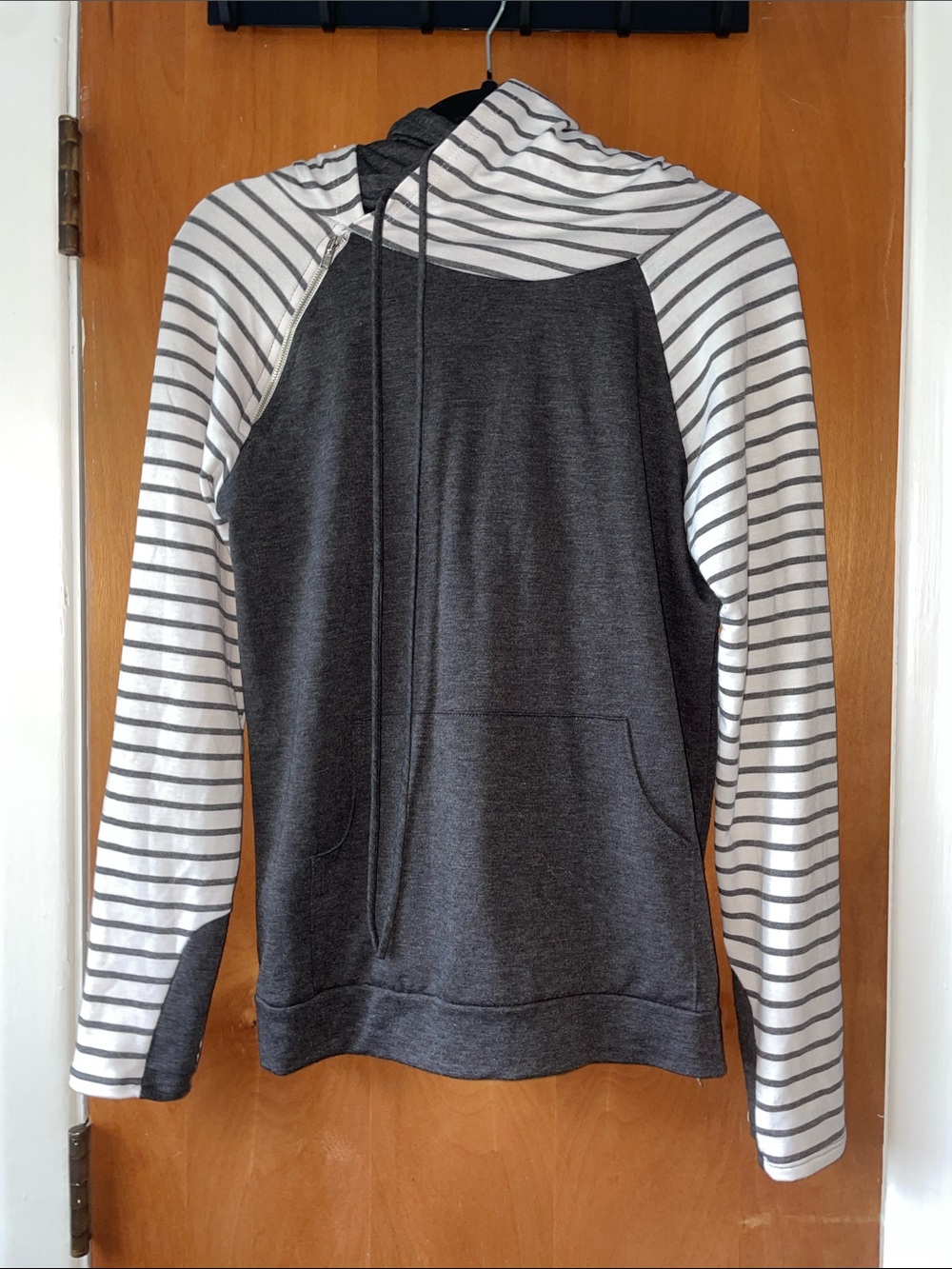 7th Ray Dark Gray Hooded Sweatshirt with White & Gray Striped Sleeves